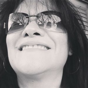 Meet your Posher, Diana